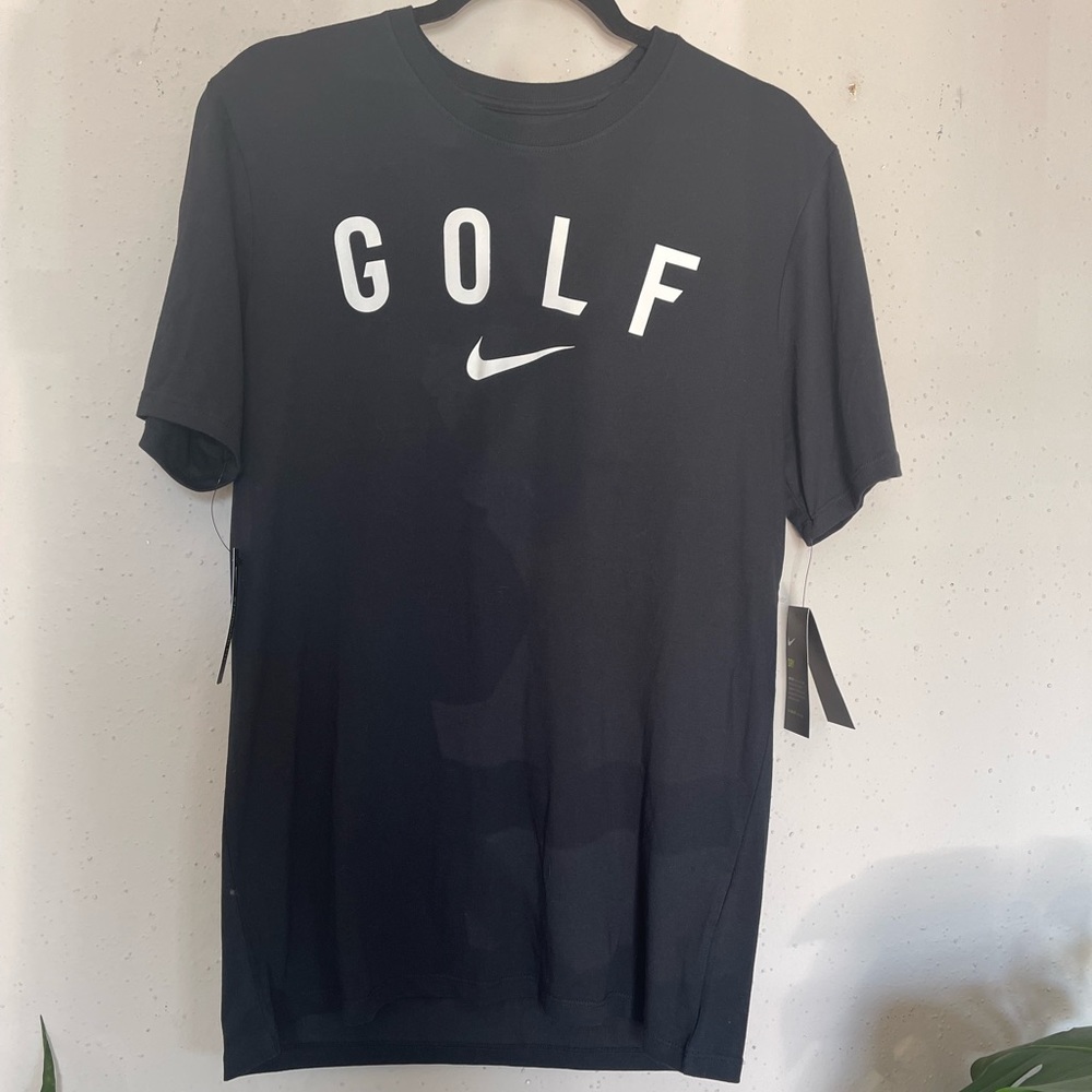 NWT Mens Nike Tee shirt